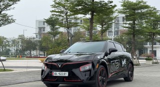 Reviewer mê tốc độ bị thuyết phục vì VinFast VF7: “Nhanh, chắc, ngon hơn kỳ vọng”
